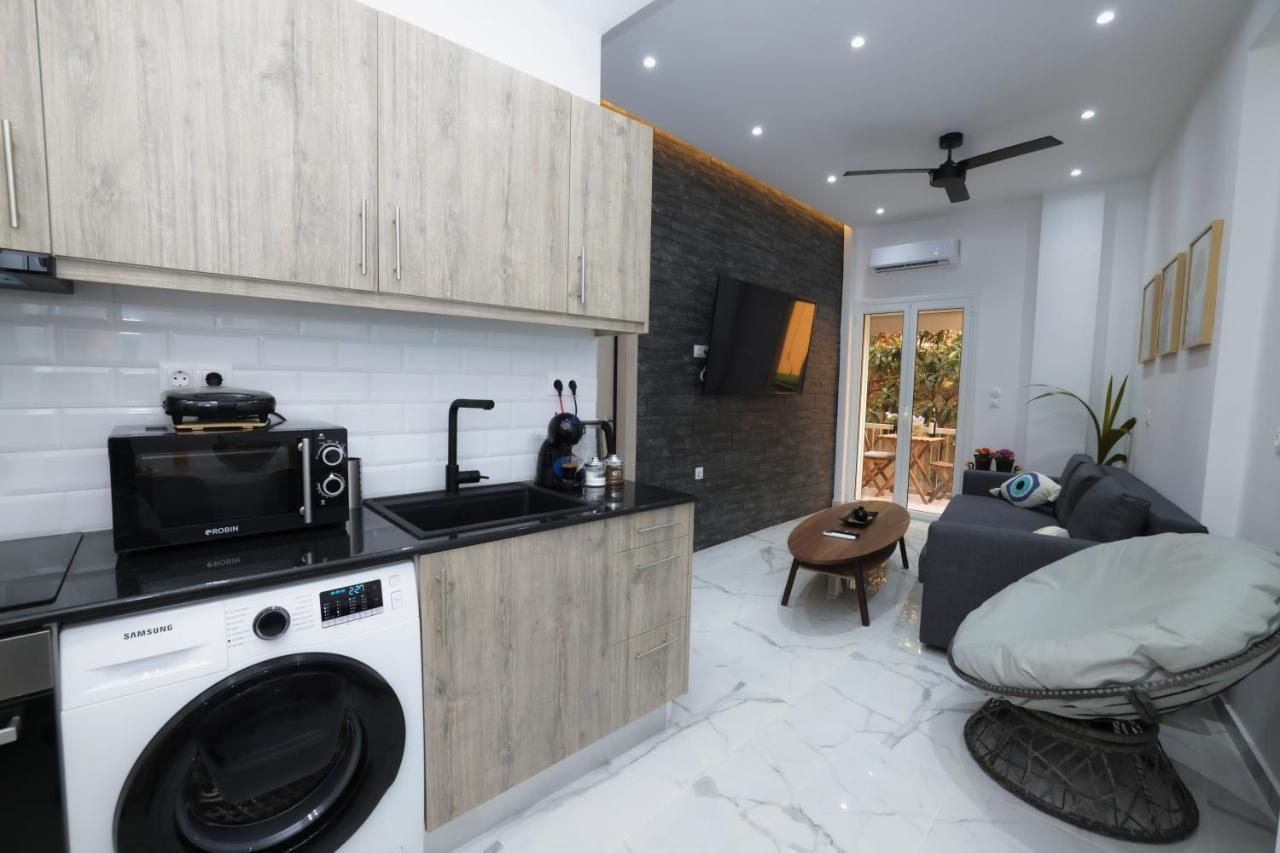 Zeos Finest Jacuzzi Suite Athen Exterior foto